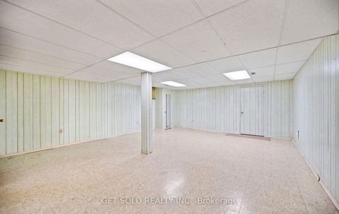 Photo 36 at 11 Parmalea Crescent, Richview, Toronto