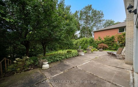 Photo 40 at 11 Parmalea Crescent, Richview, Toronto
