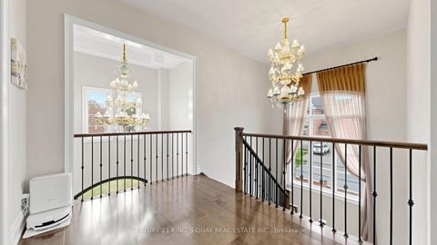 Photo 17 at 3 Sir Henry Court, King City, King