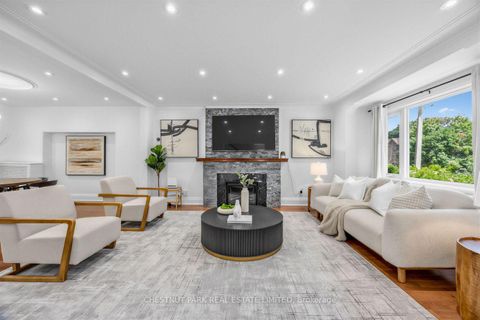 Photo 2 at 178 Hanna Road, Leaside, Toronto