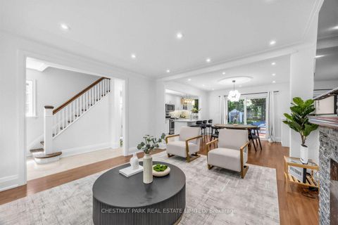 Photo 4 at 178 Hanna Road, Leaside, Toronto