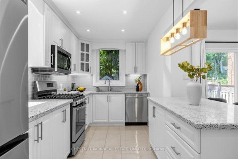 Photo 9 at 178 Hanna Road, Leaside, Toronto