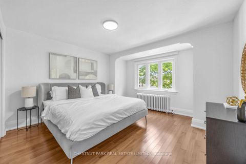 Photo 17 at 178 Hanna Road, Leaside, Toronto