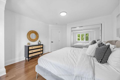 Photo 18 at 178 Hanna Road, Leaside, Toronto