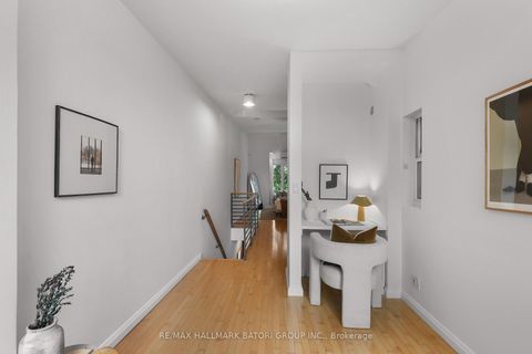 Photo 17 at 652 Richmond Street W, Niagara, Toronto