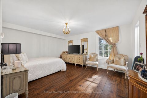 Photo 26 at 21 Fifeshire Road, Windfields, Toronto