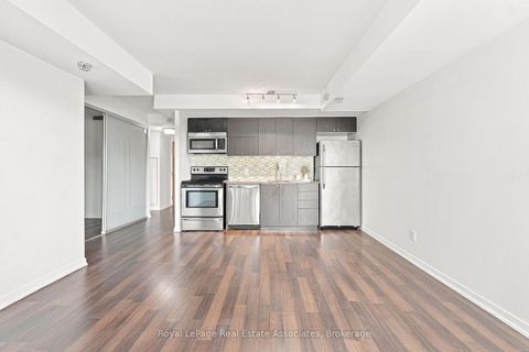 Photo 17 at 416 - 20 Joe Shuster Way, South Parkdale, Toronto