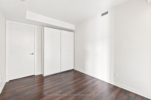 Photo 19 at 416 - 20 Joe Shuster Way, South Parkdale, Toronto