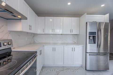Photo 8 at 73 Tunbridge Road, Georgian Drive, Barrie