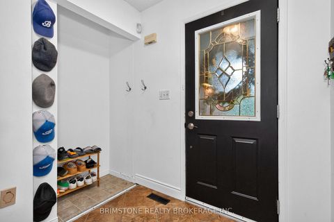 Photo 2 at 32 Wessenger Drive, Holly, Barrie