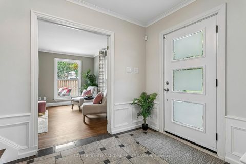 Photo 6 at 35 Shadwick Drive, Richview, Toronto