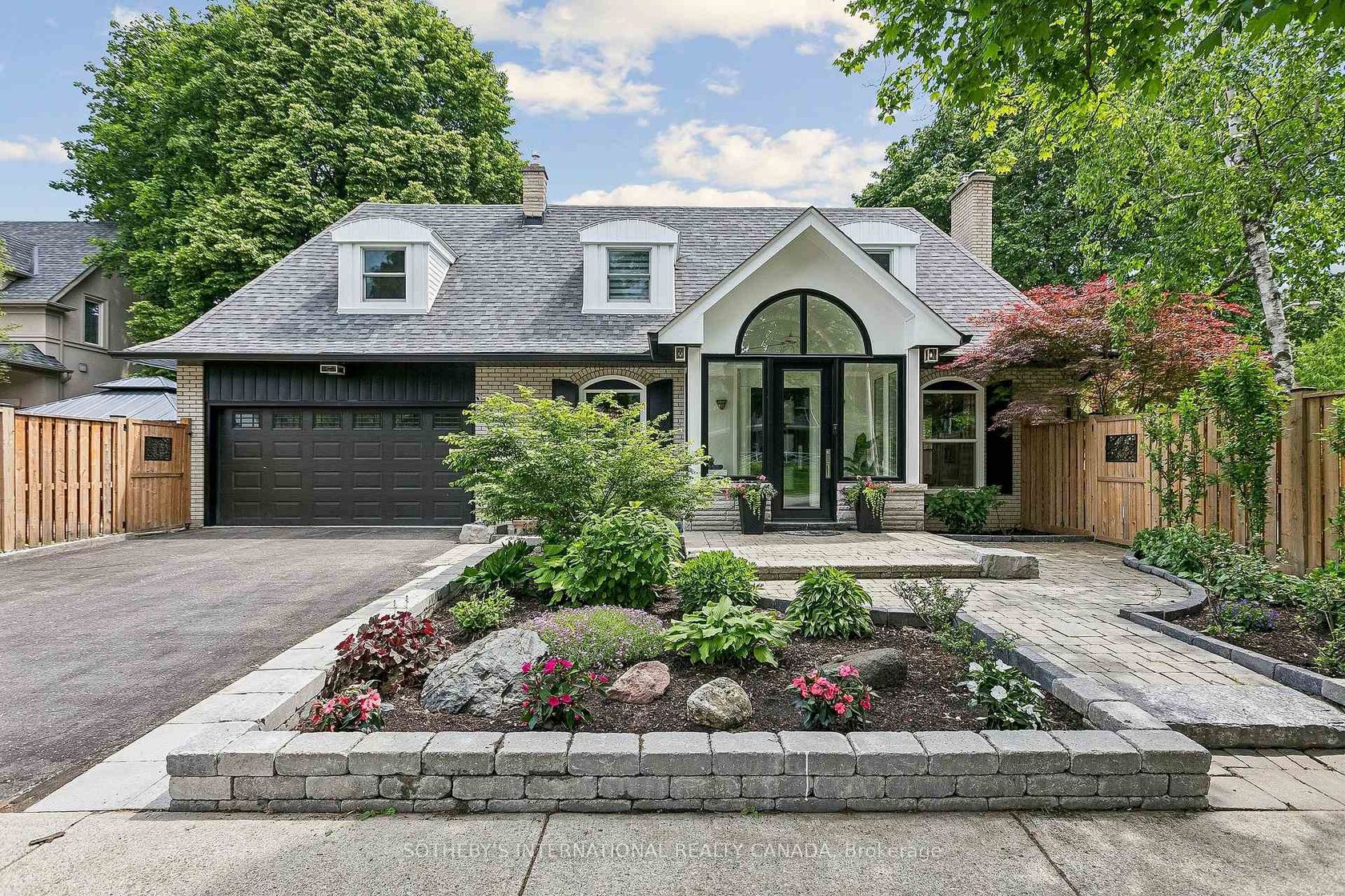 35 Shadwick Drive, Richview, Toronto photo 9
