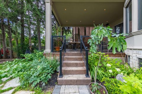 Photo 8 at 109 Oxford Street, Mill Pond, Richmond Hill