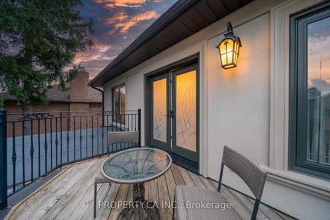 Photo 12 at 109 Oxford Street, Mill Pond, Richmond Hill