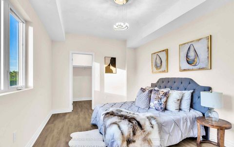 Photo 20 at 33 Landour Avenue, Eglinton West, Toronto