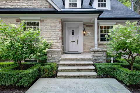Photo 3 at 20 Taylor Drive, East York, Toronto
