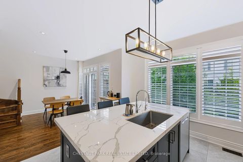 Photo 8 at 69 Bloorview Place, Don Valley Village, Toronto