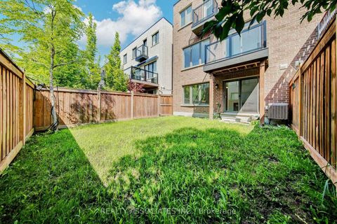 Photo 2 at 17 Vaudeville Drive, Alderwood, Toronto
