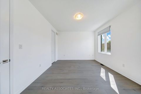 Photo 12 at 17 Vaudeville Drive, Alderwood, Toronto