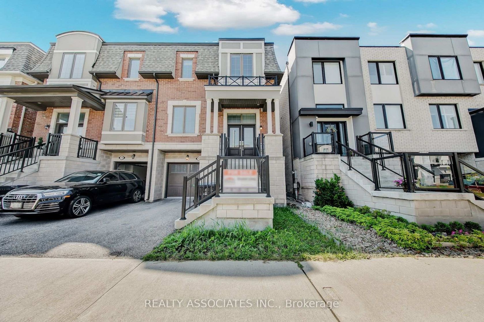 17 Vaudeville Drive, Alderwood, Toronto 