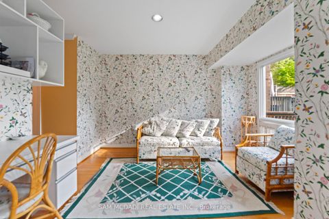 Photo 12 at 690 Oriole Parkway, Eglinton, Toronto