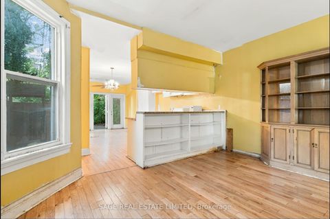 Photo 6 at 16 Sackville Place, South St. James Town, Toronto