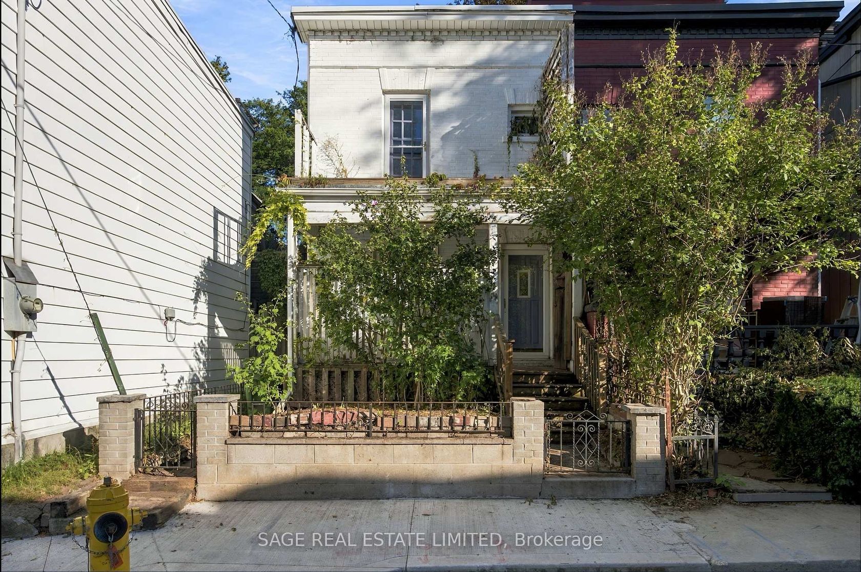 16 Sackville Place, South St. James Town, Toronto 