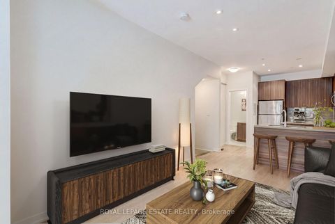 Photo 3 at 32 - 140 Broadview Avenue, South Riverdale, Toronto