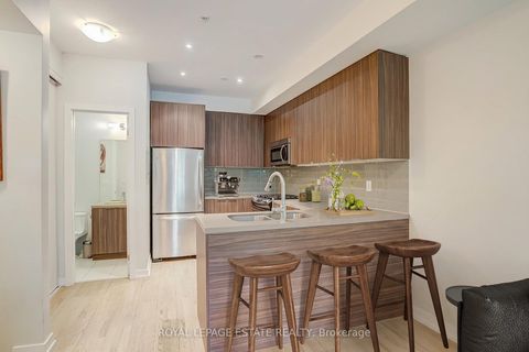 Photo 5 at 32 - 140 Broadview Avenue, South Riverdale, Toronto