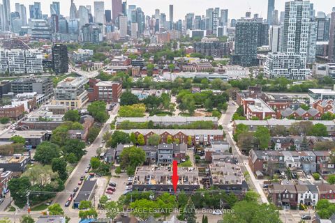 Photo 29 at 32 - 140 Broadview Avenue, South Riverdale, Toronto