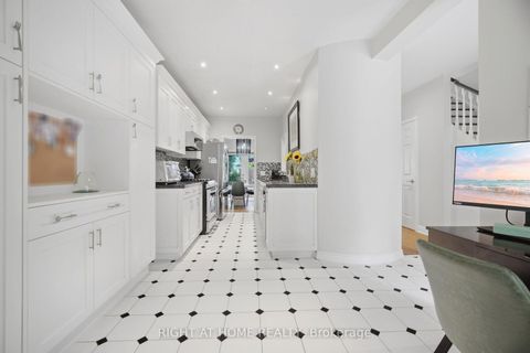 Photo 14 at 219 Broadway Avenue, Mount Pleasant East, Toronto