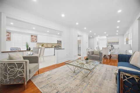 Photo 9 at 159 Monte Carlo Drive, Sonoma Heights, Vaughan