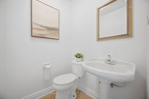 Photo 18 at 159 Monte Carlo Drive, Sonoma Heights, Vaughan