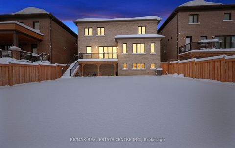 Photo 46 at 160 Wainfleet Crescent, Vellore Village, Vaughan