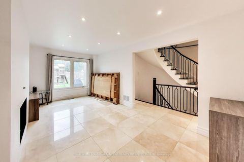 Photo 16 at 27 Via Nova Drive, East Woodbridge, Vaughan