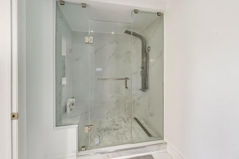 Photo 22 at 27 Via Nova Drive, East Woodbridge, Vaughan