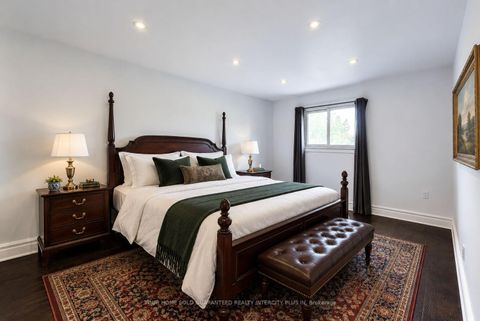 Photo 23 at 27 Via Nova Drive, East Woodbridge, Vaughan