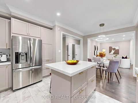 Photo 12 at 247 Summeridge Drive, Patterson, Vaughan