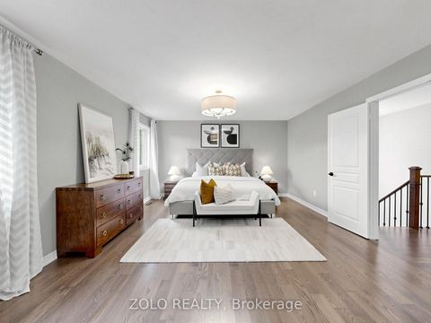 Photo 17 at 247 Summeridge Drive, Patterson, Vaughan