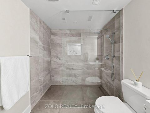 Photo 36 at 247 Summeridge Drive, Patterson, Vaughan
