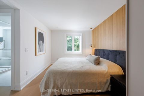 Photo 31 at 872 Royal York Road, Queensway, Toronto