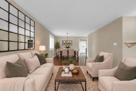 Photo 4 at 2 Brown Wood Drive, Little Lake, Barrie