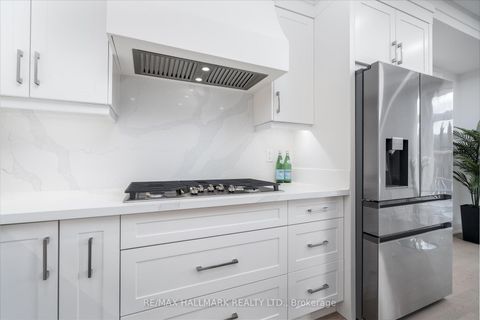 Photo 16 at 31 St.Gaspar's Court, Humber Summit, Toronto