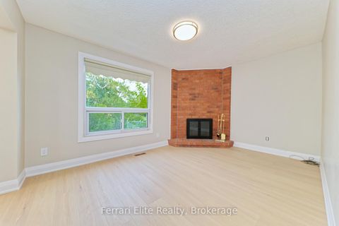Photo 10 at 96 Mammoth Hall Trail, Malvern, Toronto