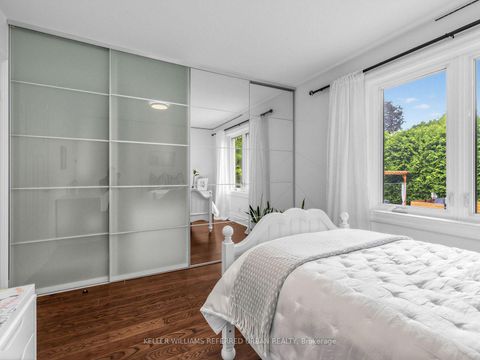 Photo 10 at 139 Holcolm Road, Willowdale West, Toronto