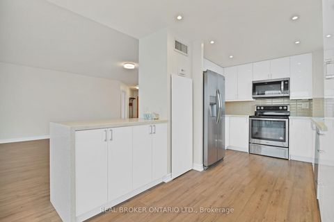 Photo 1 at 3301 - 5 Concorde Place, Don Mills, Toronto