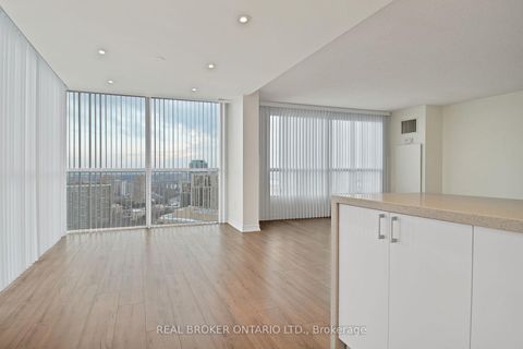 Photo 5 at 3301 - 5 Concorde Place, Don Mills, Toronto