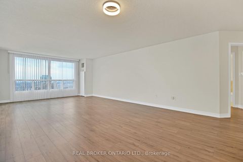 Photo 14 at 3301 - 5 Concorde Place, Don Mills, Toronto