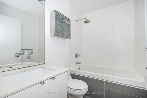Photo 11 at 405 - 127 Queen Street E, Yonge Corridor, Toronto