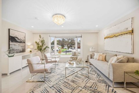 Photo 8 at 112 Kingslake Road, Don Valley Village, Toronto